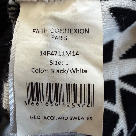 Geometric Sweater - Picture 3 of 5